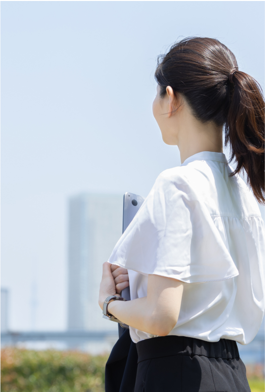 税理士と共同受任。国税OBが後方支援。不介入・守秘徹底、上限見積で稟議通過。